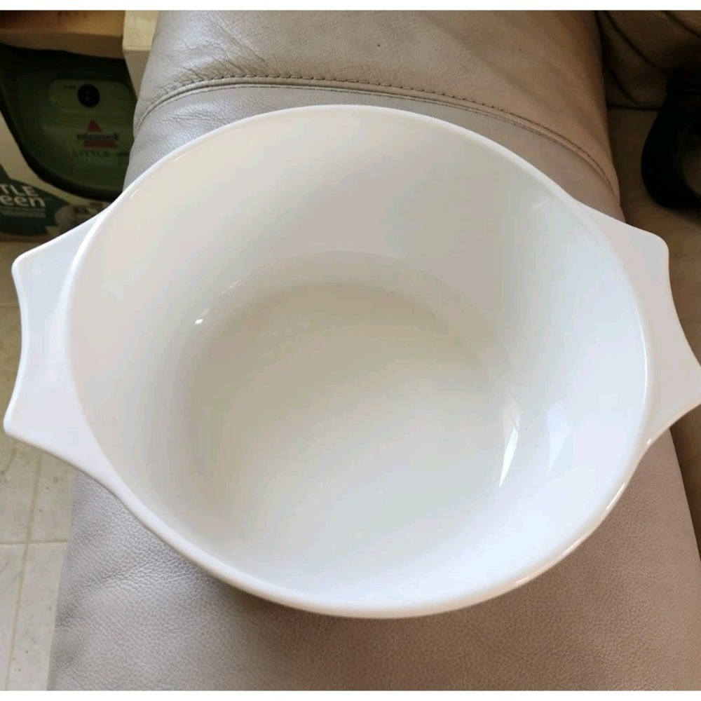 Vintage PYREX England Brown Floral Vine 9" Casserole Dish